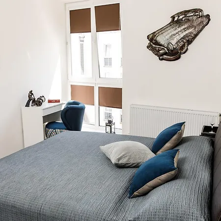 Zamocka Iris Apartamento